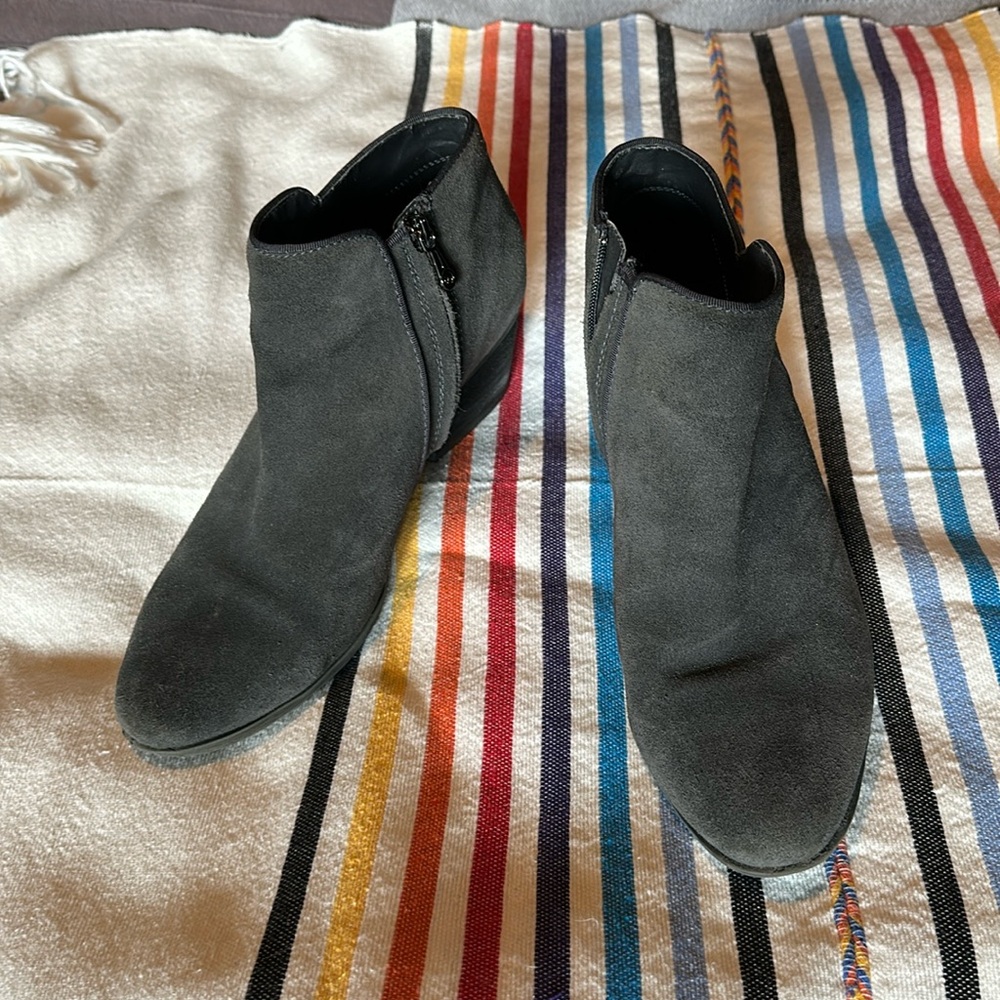 Blondo waterproof ankle boots